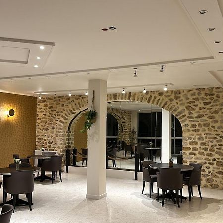 Thoiry Etoile Lodge Exterior foto
